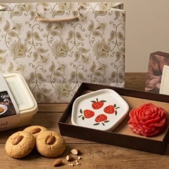 Petals & Treats Gift Set